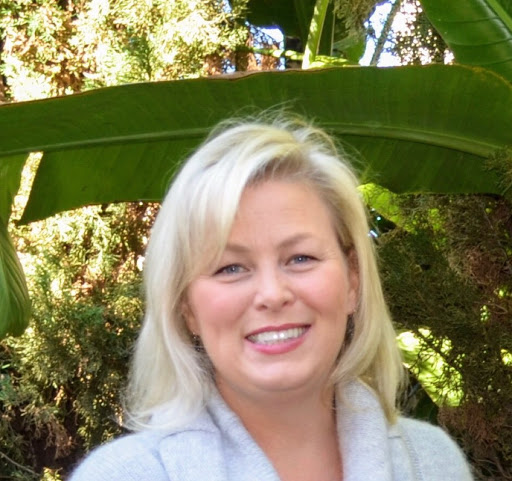 Sandra Lake Photo 24