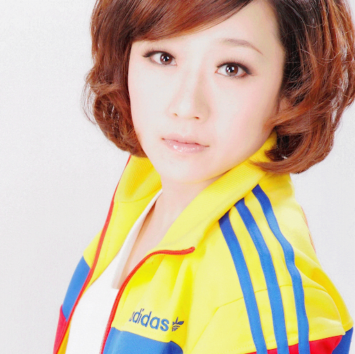 Marie Wang Photo 16