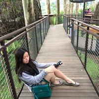 Michelle Andersen Photo 7