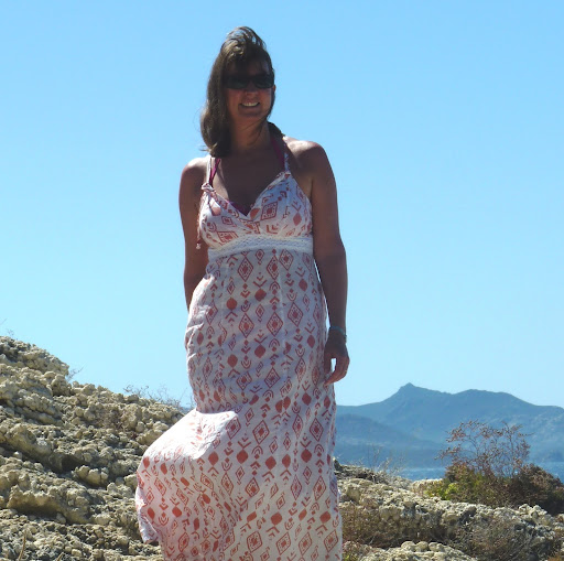 Annette Davies Photo 11