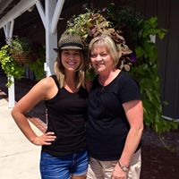 Jeannie Thomas Photo 12