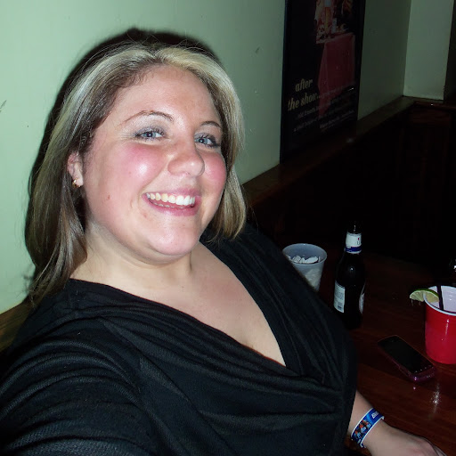 Laura Goetz Photo 30