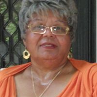 Betty Armstrong Photo 30