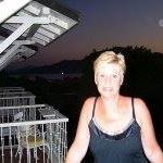 Janet Groves Photo 8