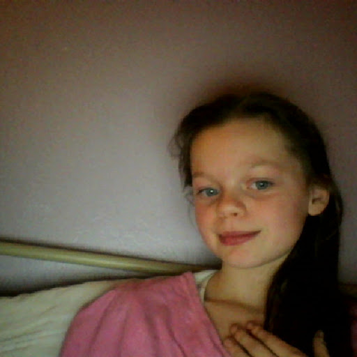 Laura Nightingale Photo 8
