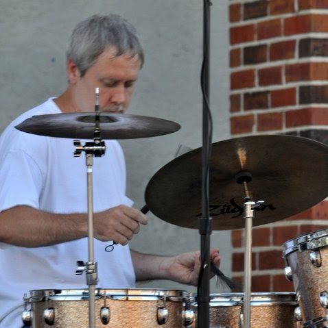 Robert Rucker Photo 27