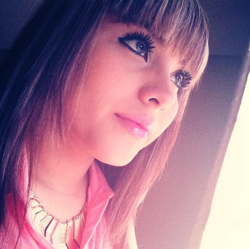 Gloria Rios Photo 16