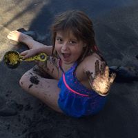 Kelly Schaefer Photo 19