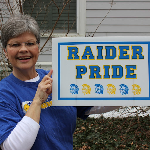 Donna Hickman Photo 16