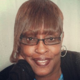 Janice Lowe Photo 25