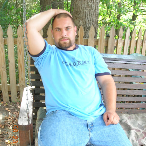 Ralph Thompson Photo 10