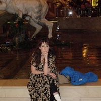 Sharon Ashley Photo 15