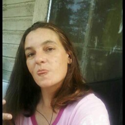 Amanda Denton Photo 21