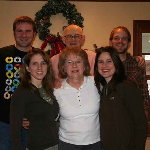 Mary Schrader Photo 32