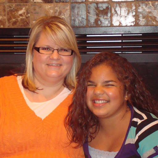 Vicki Smith Photo 13