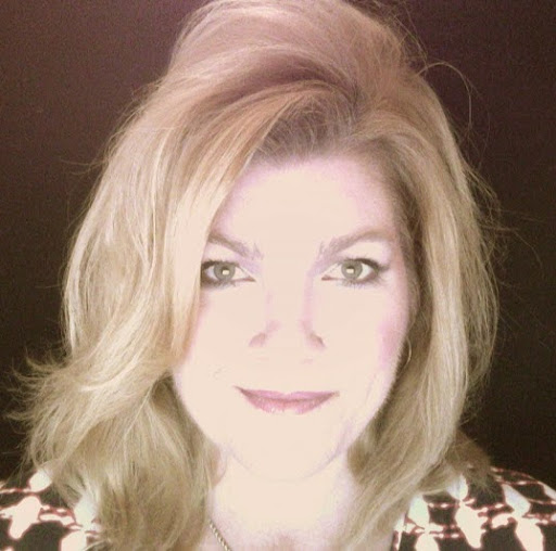 Lori Oliver Photo 38