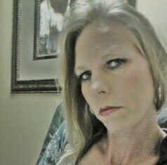 Angela Hartman Photo 22