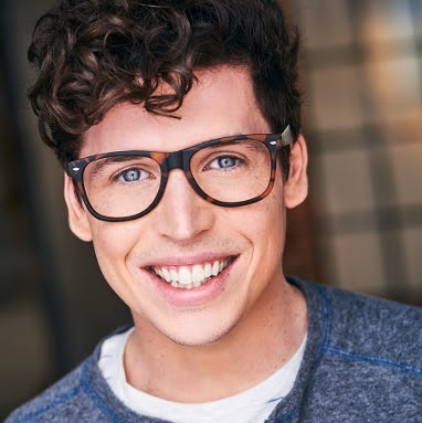 Alex Vaughan Photo 9