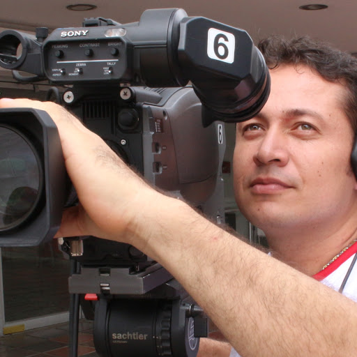 Edward Valencia Photo 6