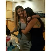 Danielle Field Photo 7