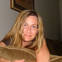 April Schroeder Photo 43