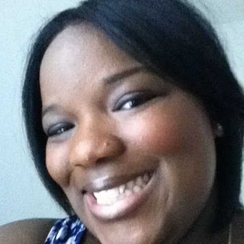 Latoya Smith Photo 24