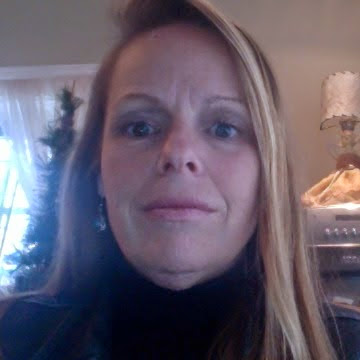 Ann Stevens Photo 17