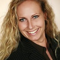 Patricia Wolff Photo 30