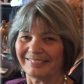 Carole Pope Photo 30