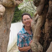 Darlene Yates Photo 27