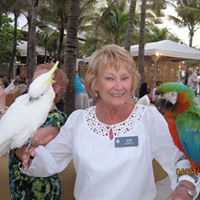 Linda Dallas Photo 16