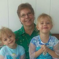 Barbara Miles Photo 11