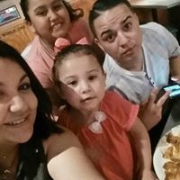 Sarah Mendoza Photo 32