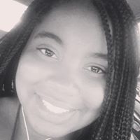 Erika Johnson Photo 20