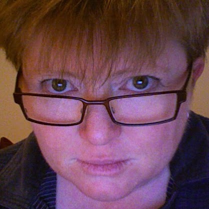 Julia Stokes Photo 19