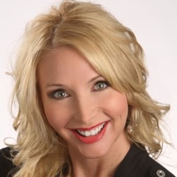 Laura Bone Photo 16