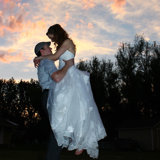 Laura Judd Photo 36