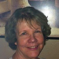 Laura Shultz Photo 15