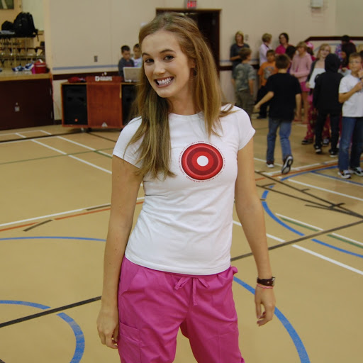 Holly Wheeler Photo 25