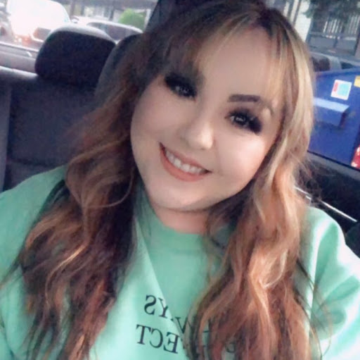 Erica Fuentes Photo 35