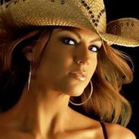 Elizabeth Loving Photo 4