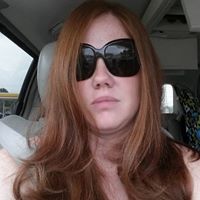 Kristen Hampton Photo 11