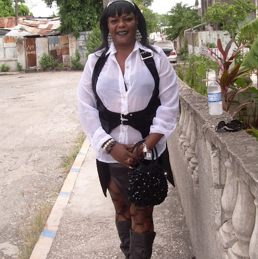 Marjorie Bell Photo 30