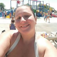 April Schaefer Photo 16