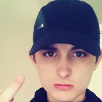 Jamie Holden Photo 5