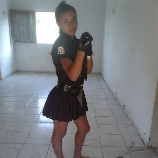 Elisabeth Lima Photo 19
