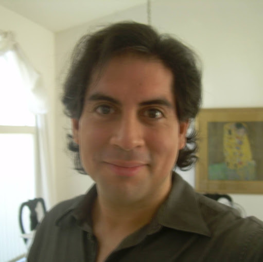 Julian Schecter Photo 10