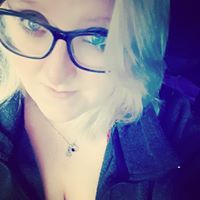 Lisa Hulbert Photo 15