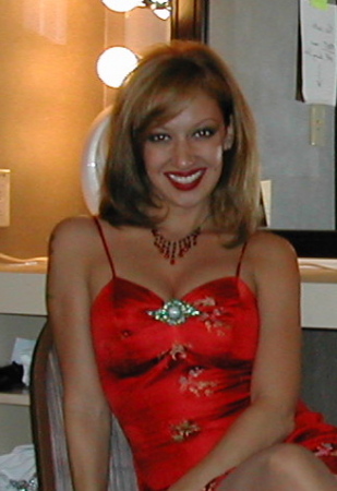 Elizabeth Peterson Photo 13