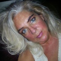 Christine Robison Photo 33